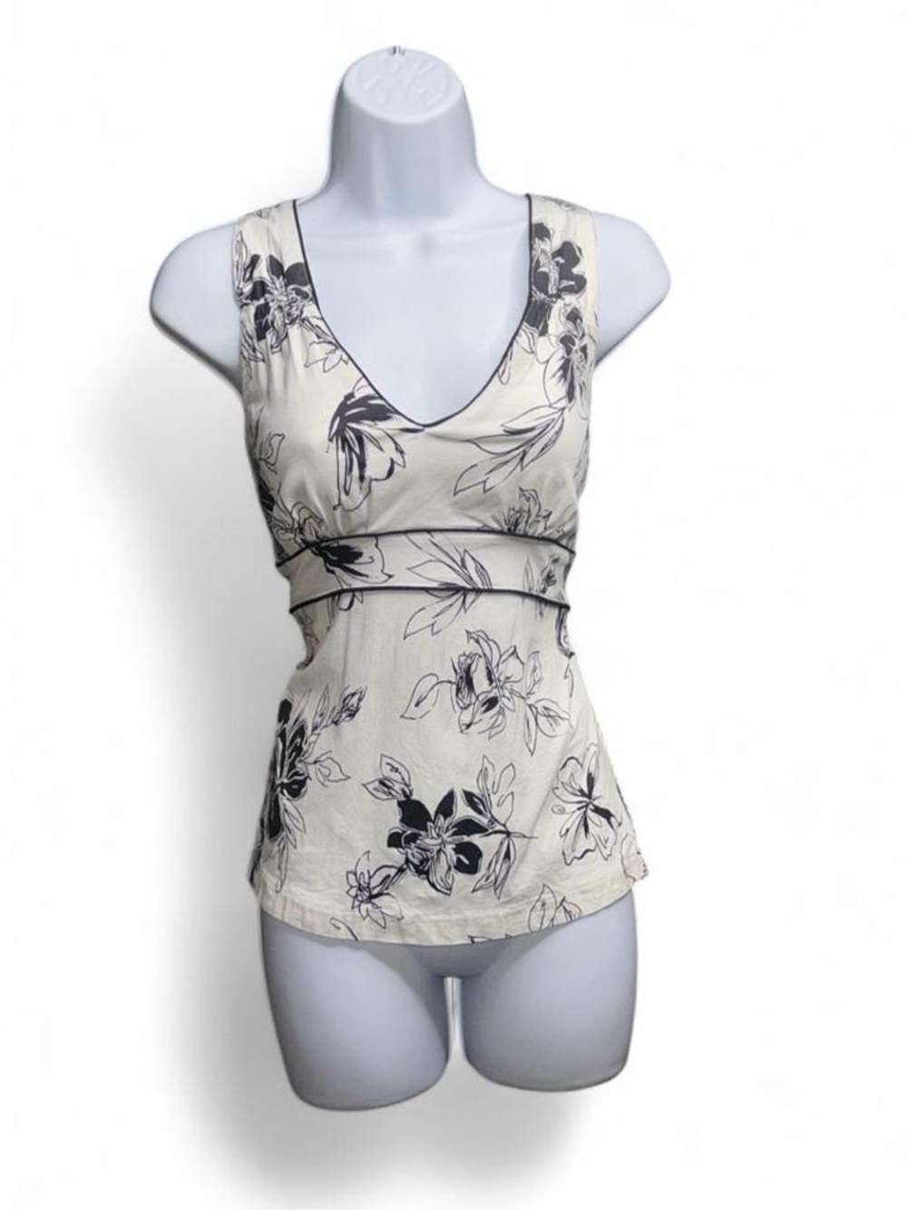 Bamboo Traders Cream Tank Top with Black Floral Print